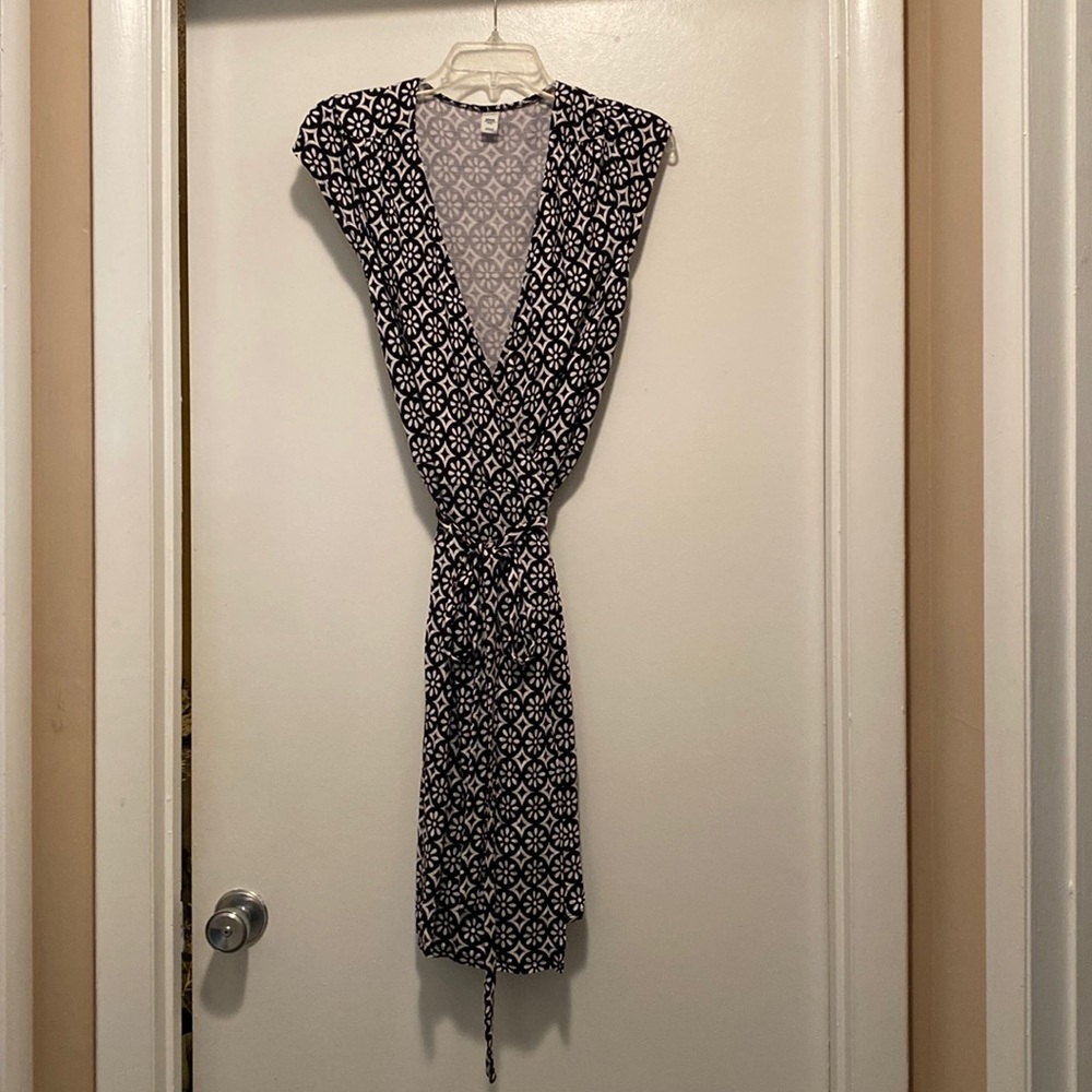 Old Navy short sleeve wrap dress PETITE